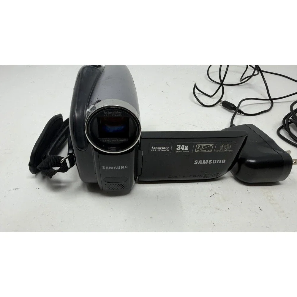 Samsung SC-DX103 Digital Camera Mini DVD SD y2k Camcorder 34x Zoom 2.7 LCD